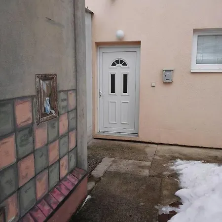 Apartman Maja 公寓